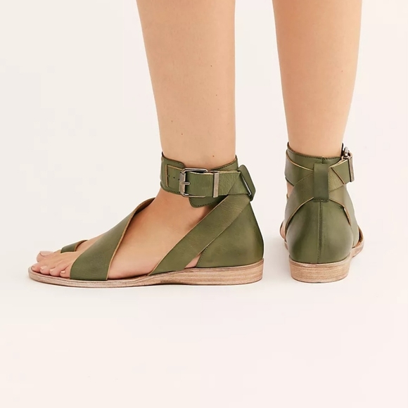 NWT Free People Vale Boot Leather Sandal Shoes - Brand new - "Khaki" color - Picture 3 of 12